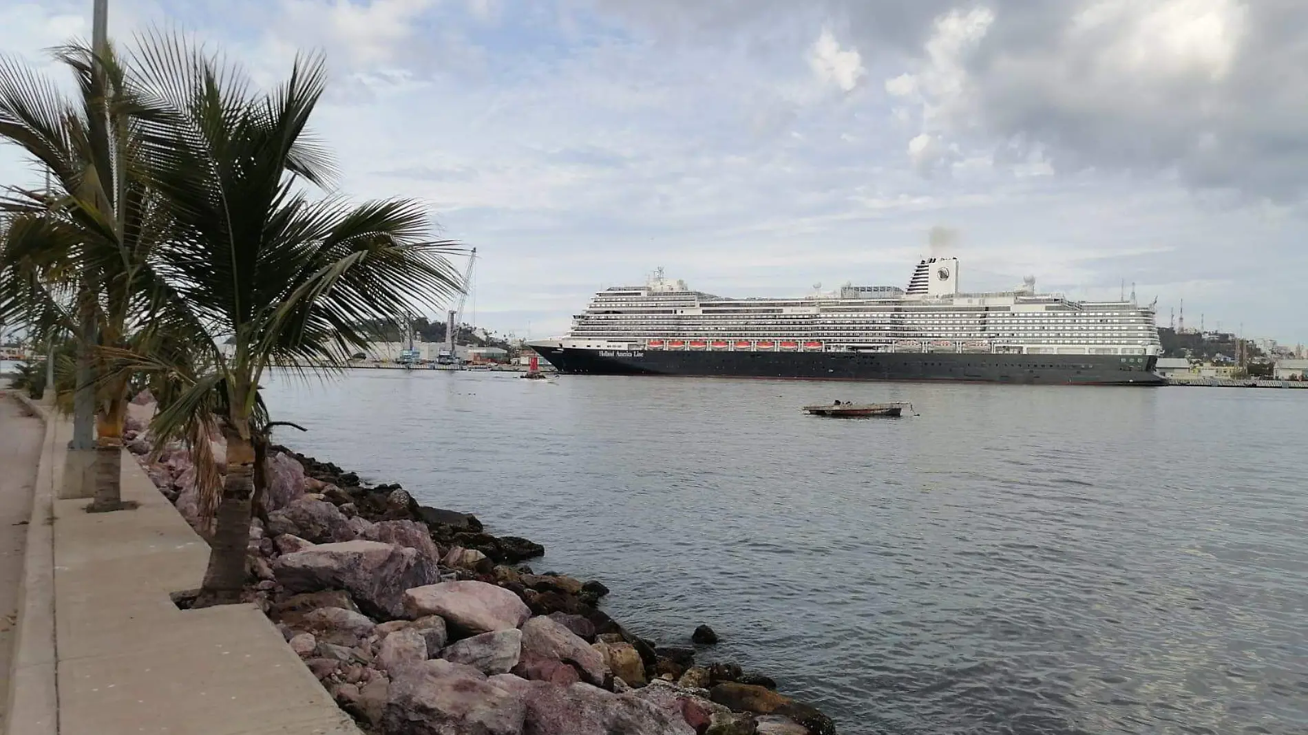 crucero turístico